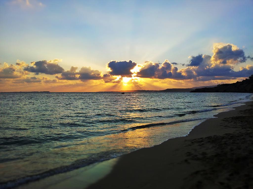 sunset in hawaii